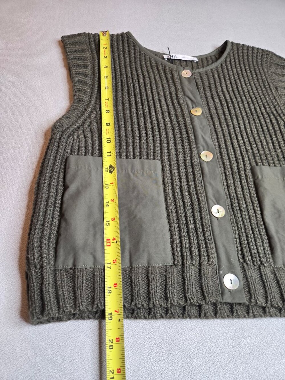 Vintage Zara Womens Green Rib-Knit Sleeveless Sweater Vest Button Front Pockets - Picture 5 of 6